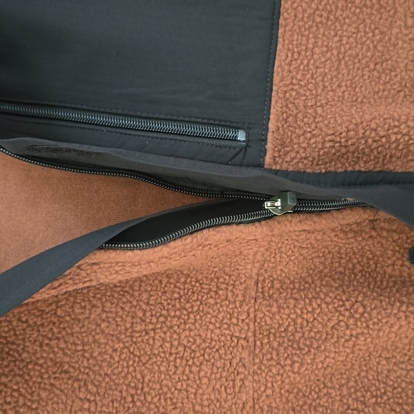 XERSION BRAND BOYS FRONT ZIPPERED BROWN AND BLACK JACKET SIZE LARGE 14/16 HUSKY - Picture 5 of 12